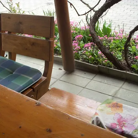 Garden Szivarvany Utcai Vendeghaz Guest house Szeged