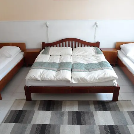 Garden 39 Casa de hóspedes Szeged