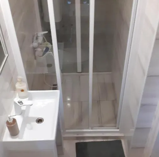 Pensionat Garden Szivarvany Utcai Vendeghaz